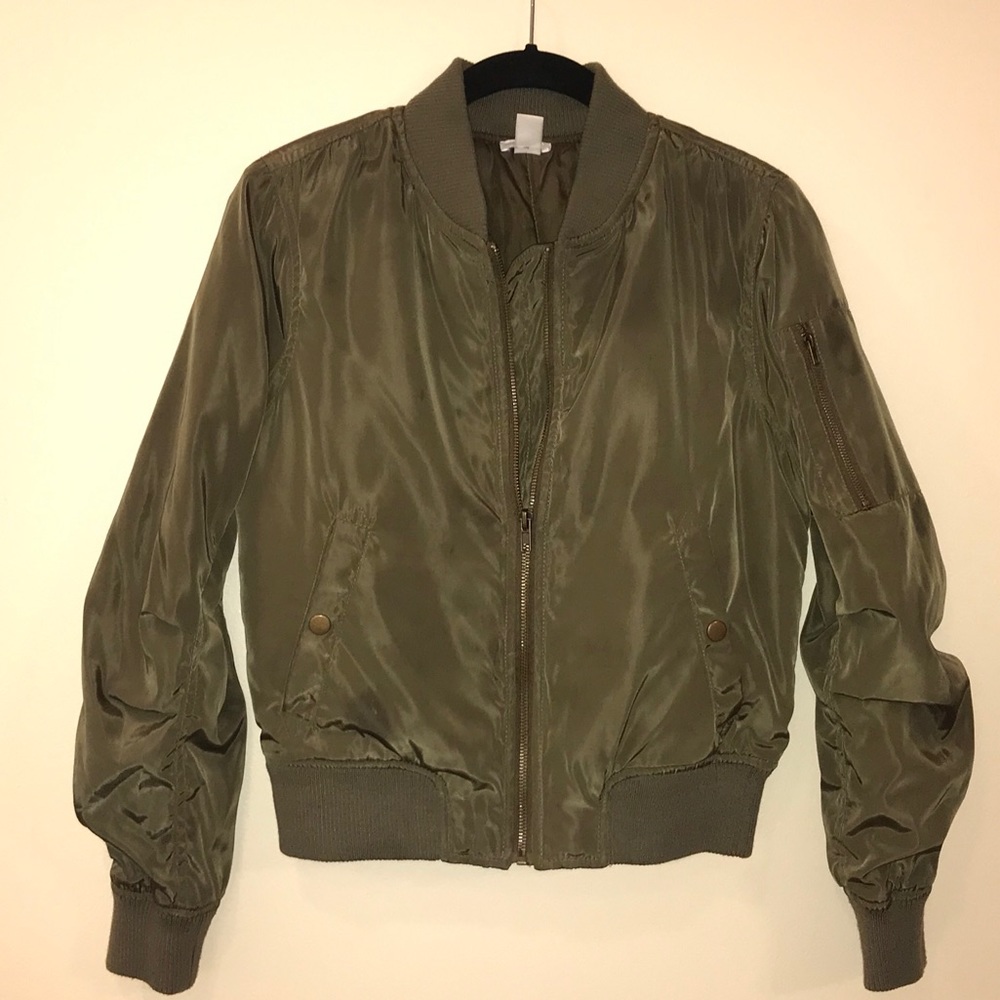 bp Bomber Jacket in olive green